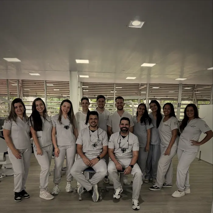 Turma de especialização em Endodontia com o Prof. Me. Luiz Felipe Moreira